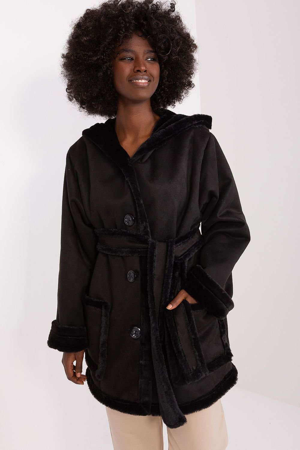 Coat model 191136